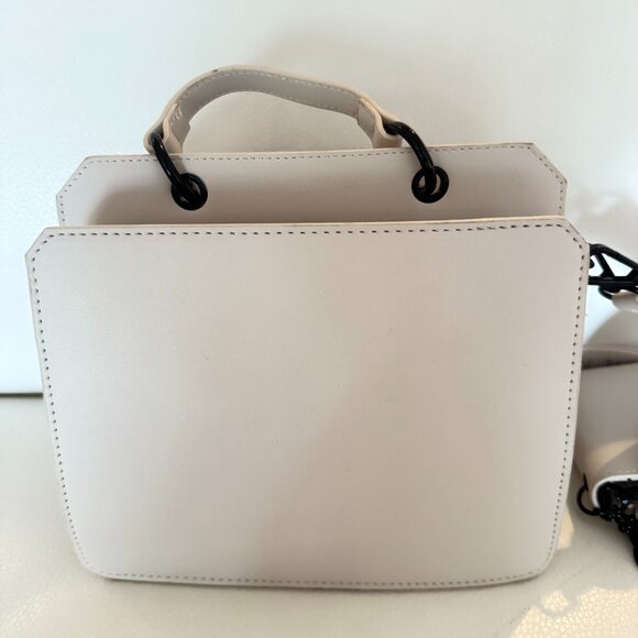 NWT STEVE MADDEN BEVELYN BATS SATCHEL CROSSBODY BAG W CREDIT CARD CASE CHALK - Picture 4 of 9